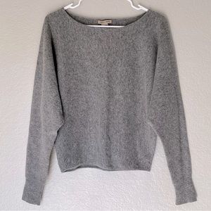 Vertical Design Wool Off The Shoulder Sweater